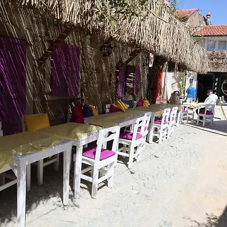 Serin Hotel Alaçatı