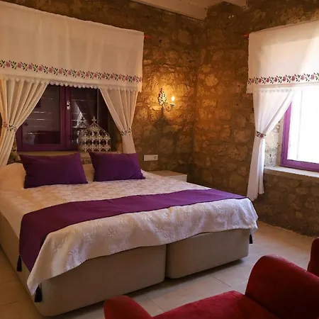 Hotell Serin 3*